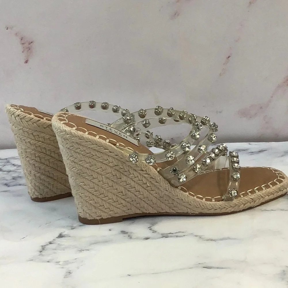 NWT STEVEN New York, Studded Espadrilles Size 6.5 US